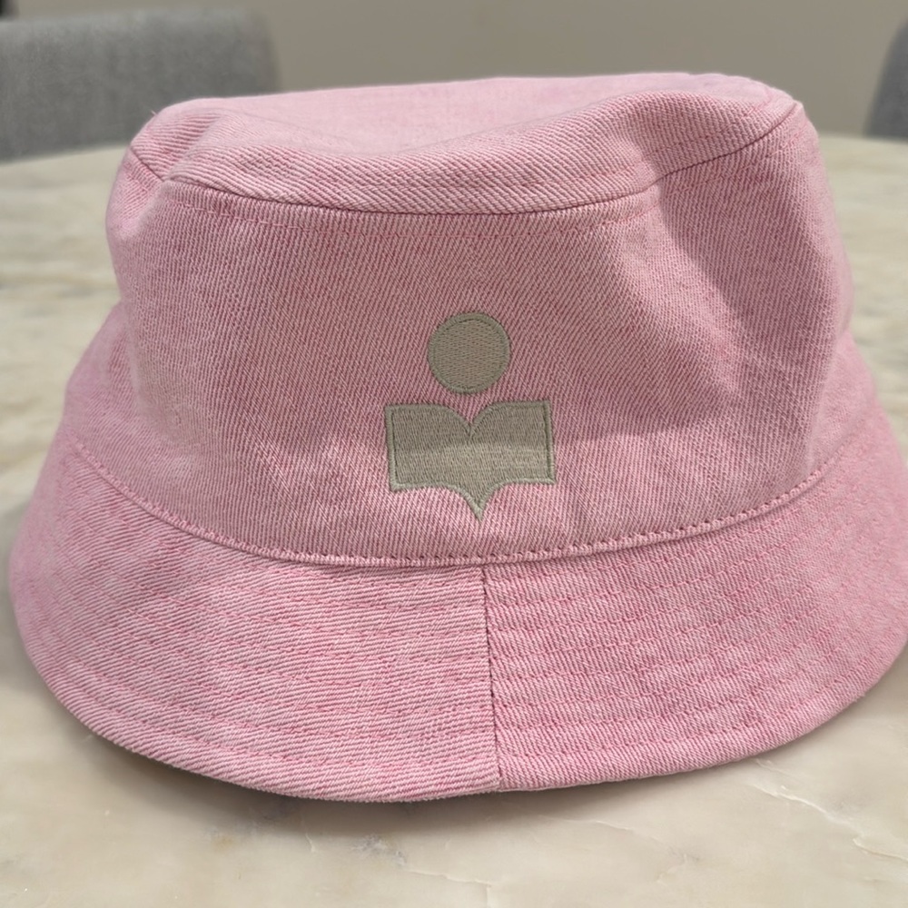 COPY - ISABEL MARANT
Embroidered Logo Bucket Hat